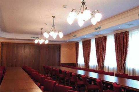 Hotel Tilia Pezinok Extérieur photo