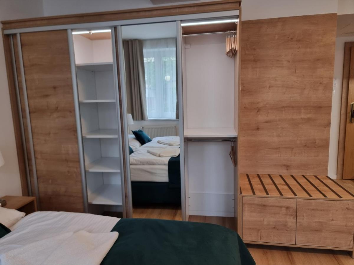 Hotel Tilia Pezinok Extérieur photo