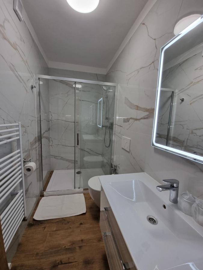 Hotel Tilia Pezinok Extérieur photo